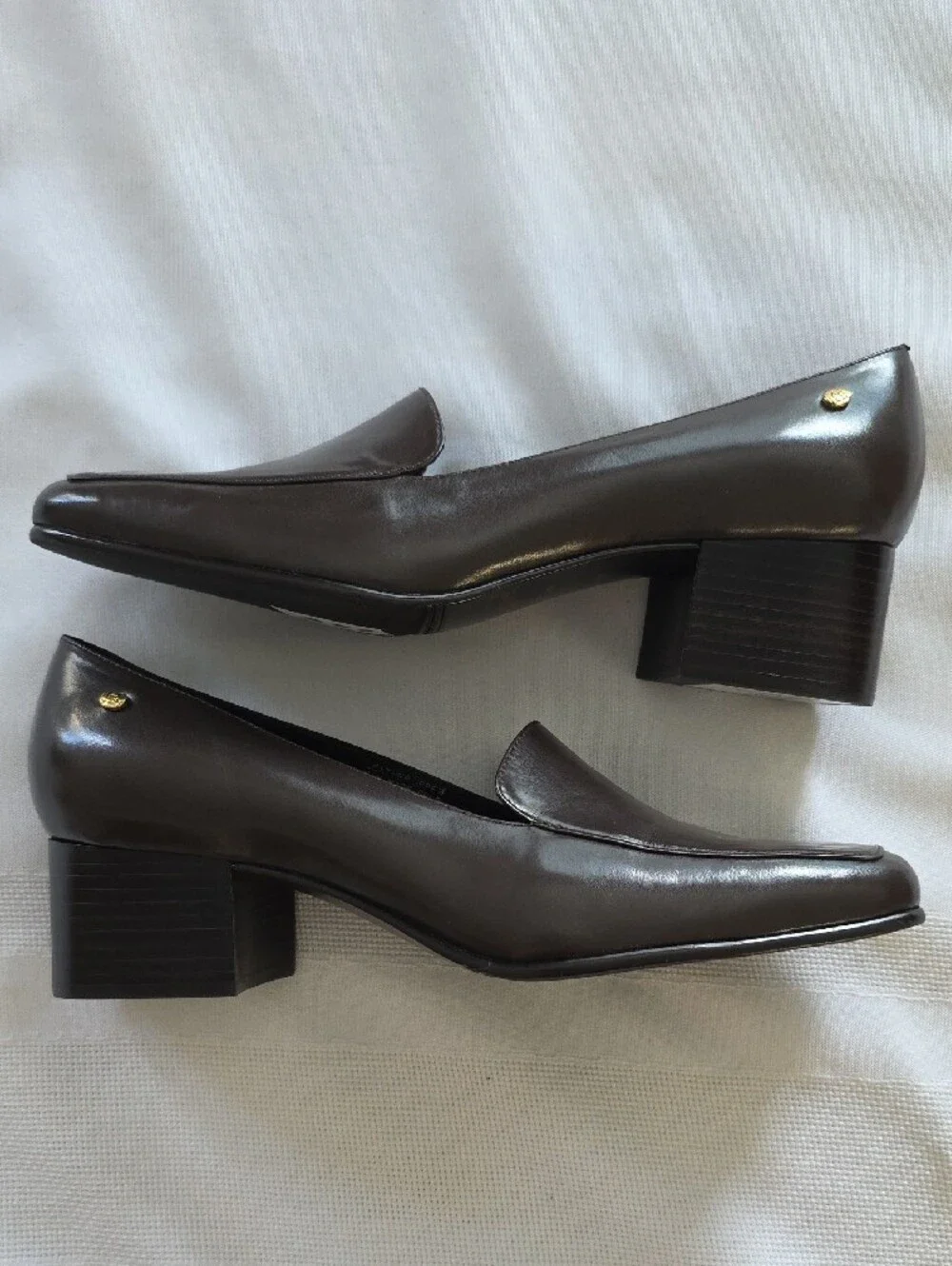Vintage Etienne Aigner Dark Brown Leather Square Block Heel Pumps NOS 6 Samples